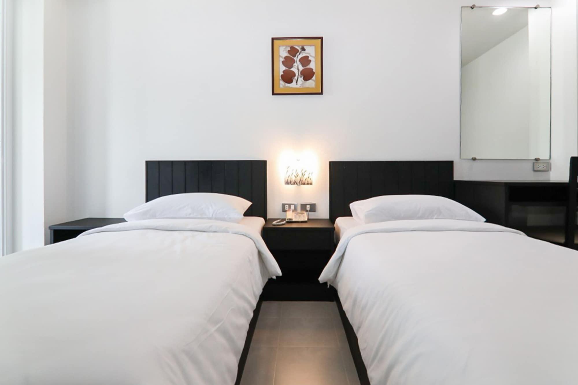 G House Hotel HHQ Buitenkant foto