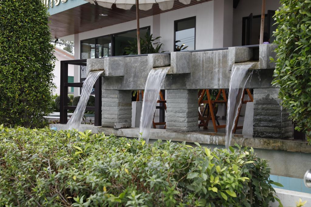 G House Hotel HHQ Buitenkant foto